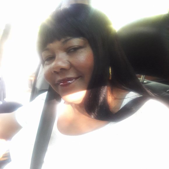 Meet your Posher, Shirley - Picture 1 of 1