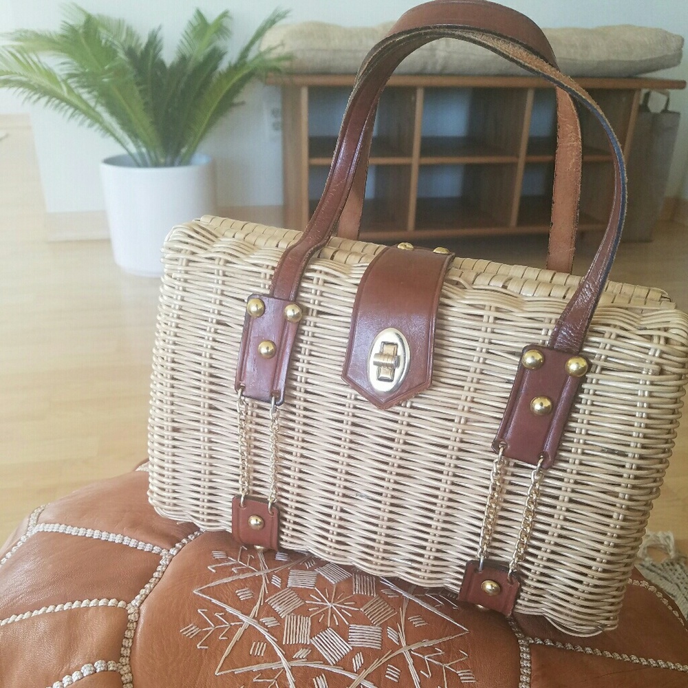Vintage Straw Handbag