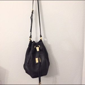 Leather shoulder bag