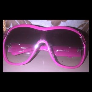 Hot pink oversize glam shades