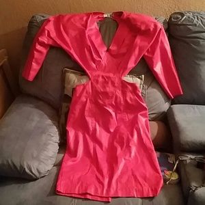 Size for cut-out red dress that Buckles in the bac