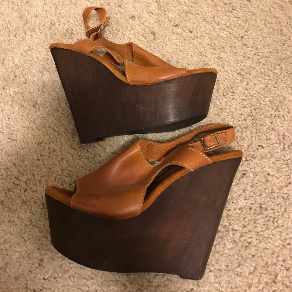 Sbicca Platform Wedge