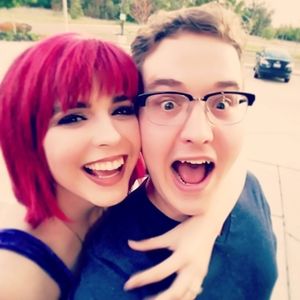 Meet your Posher, Crystal