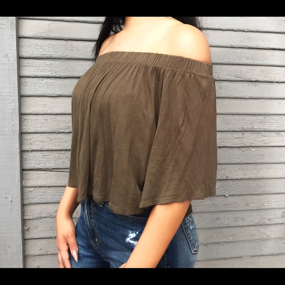 Off the shoulder olive green blouse💚