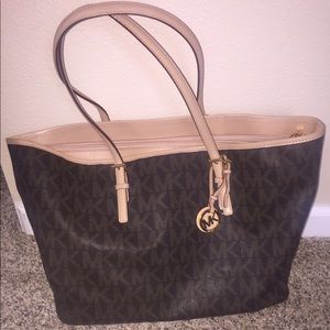 Michael Kors Large Brown Jet Set Travel MD Tote