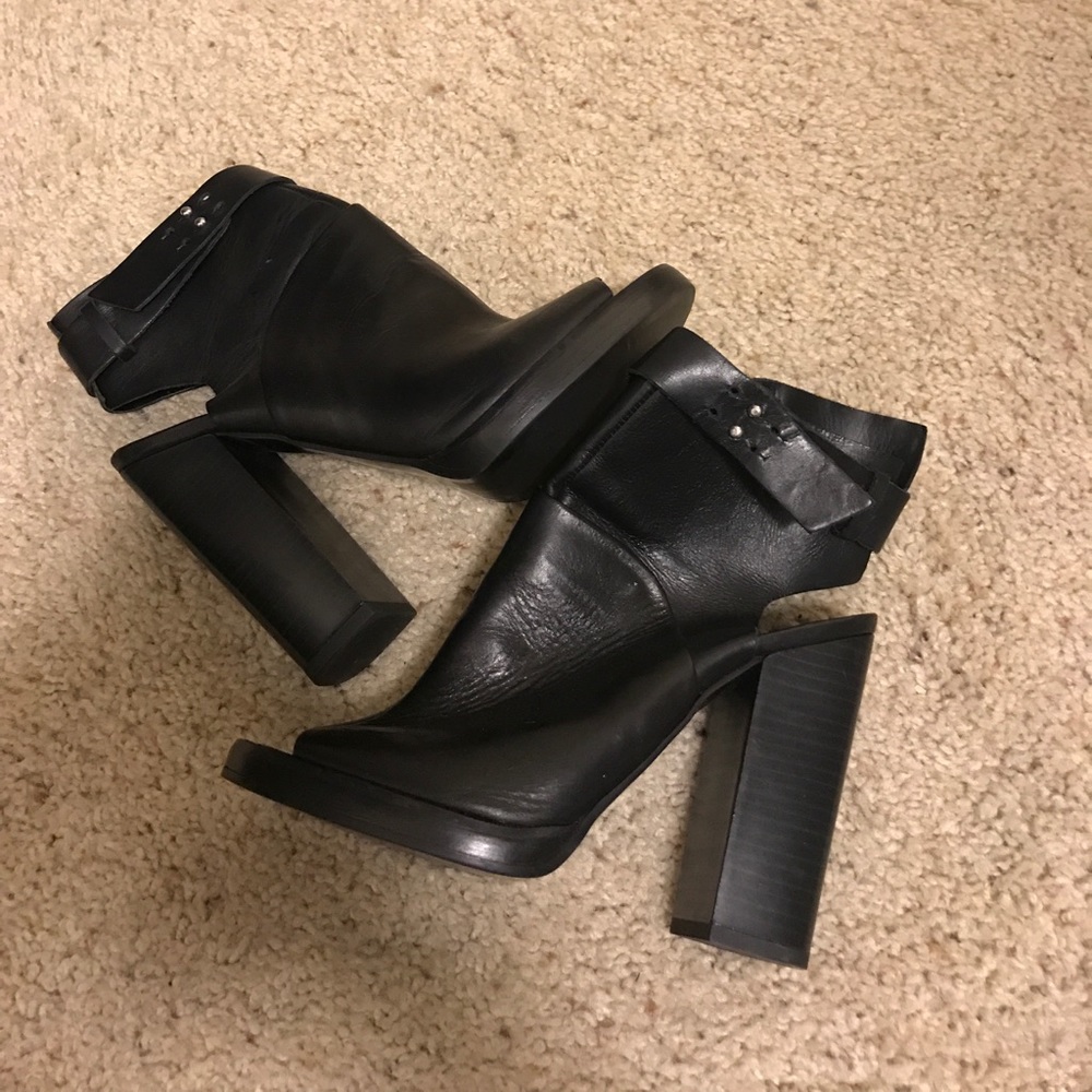 Zara Block Heel Open Toe Booties