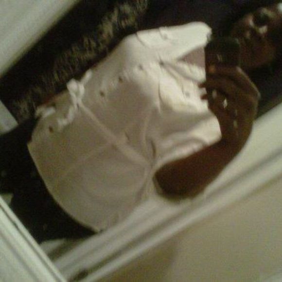 Meet your Posher, Tamiko - Picture 1 of 1