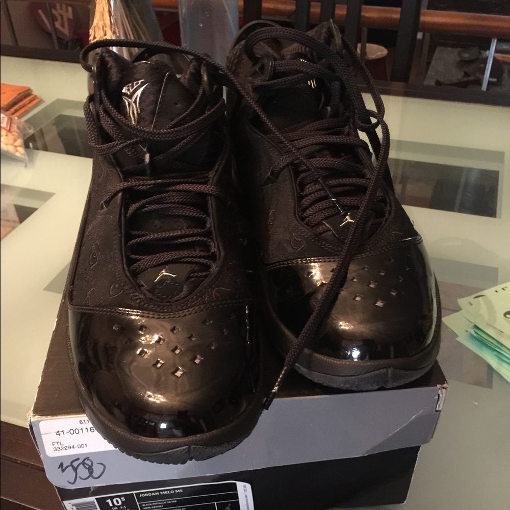 Jordan melo m5 , old school with box