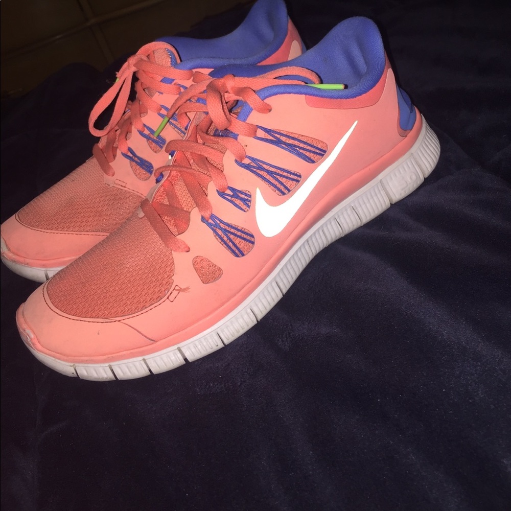Nike free 5.0's