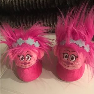 Troll slippers size 5/6 toddler girl