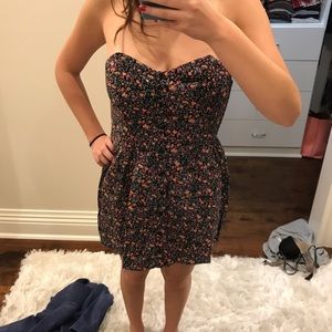 Floral strapless romper