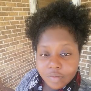Meet your Posher, Pamela