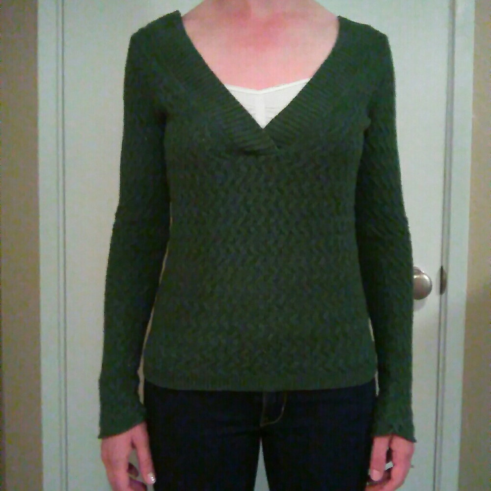 Banana republic cable knit sweater
