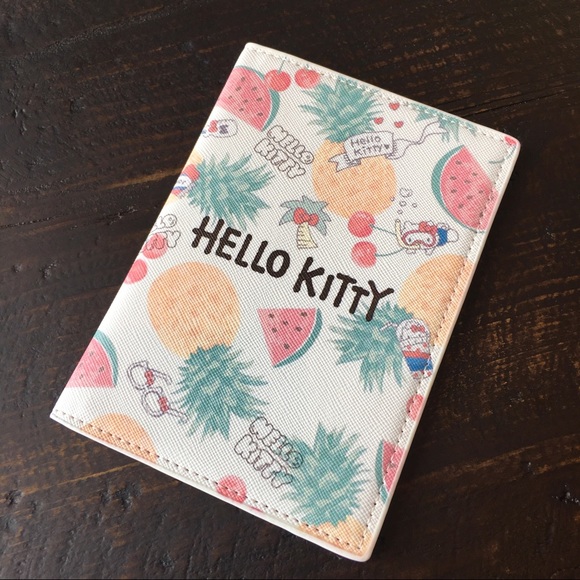1 LEFT!! 💕Hello Kitty Passport Cover - Picture 3 of 6