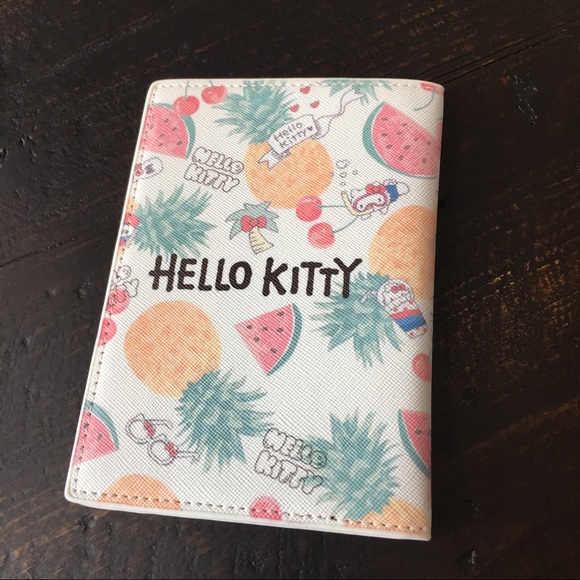 1 LEFT!! 💕Hello Kitty Passport Cover - Picture 6 of 6