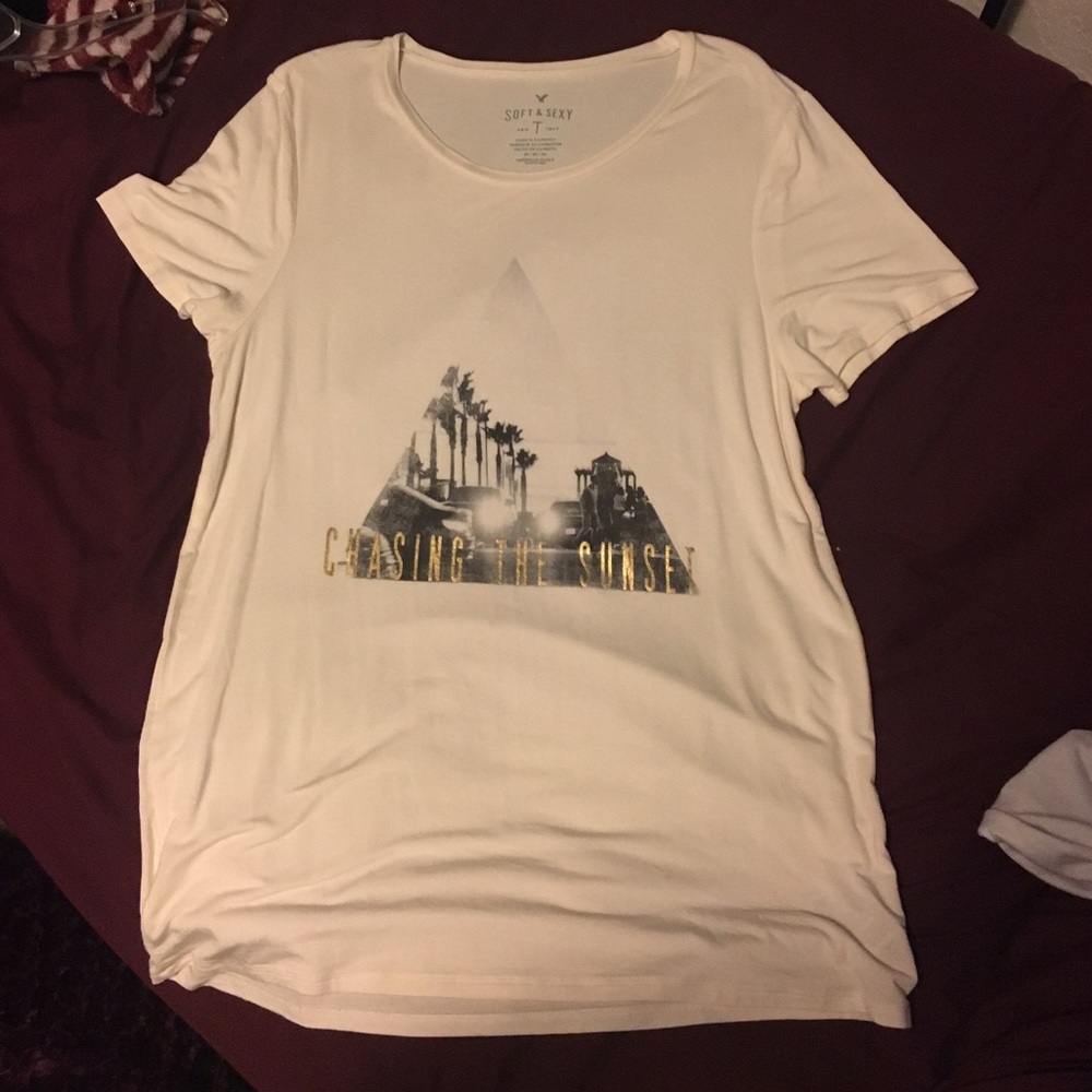 Soft and comfy American Eagle t-shirt