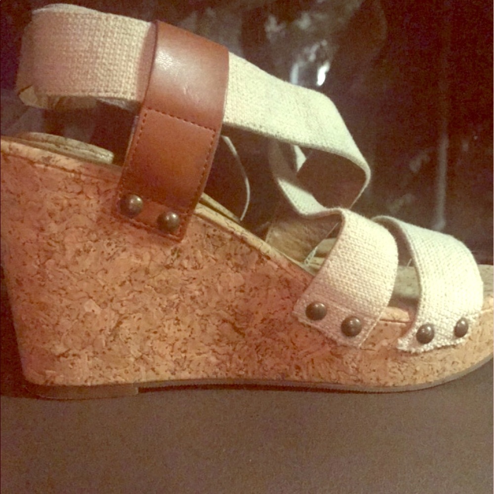 Lucky Brand Wedges (brand new)