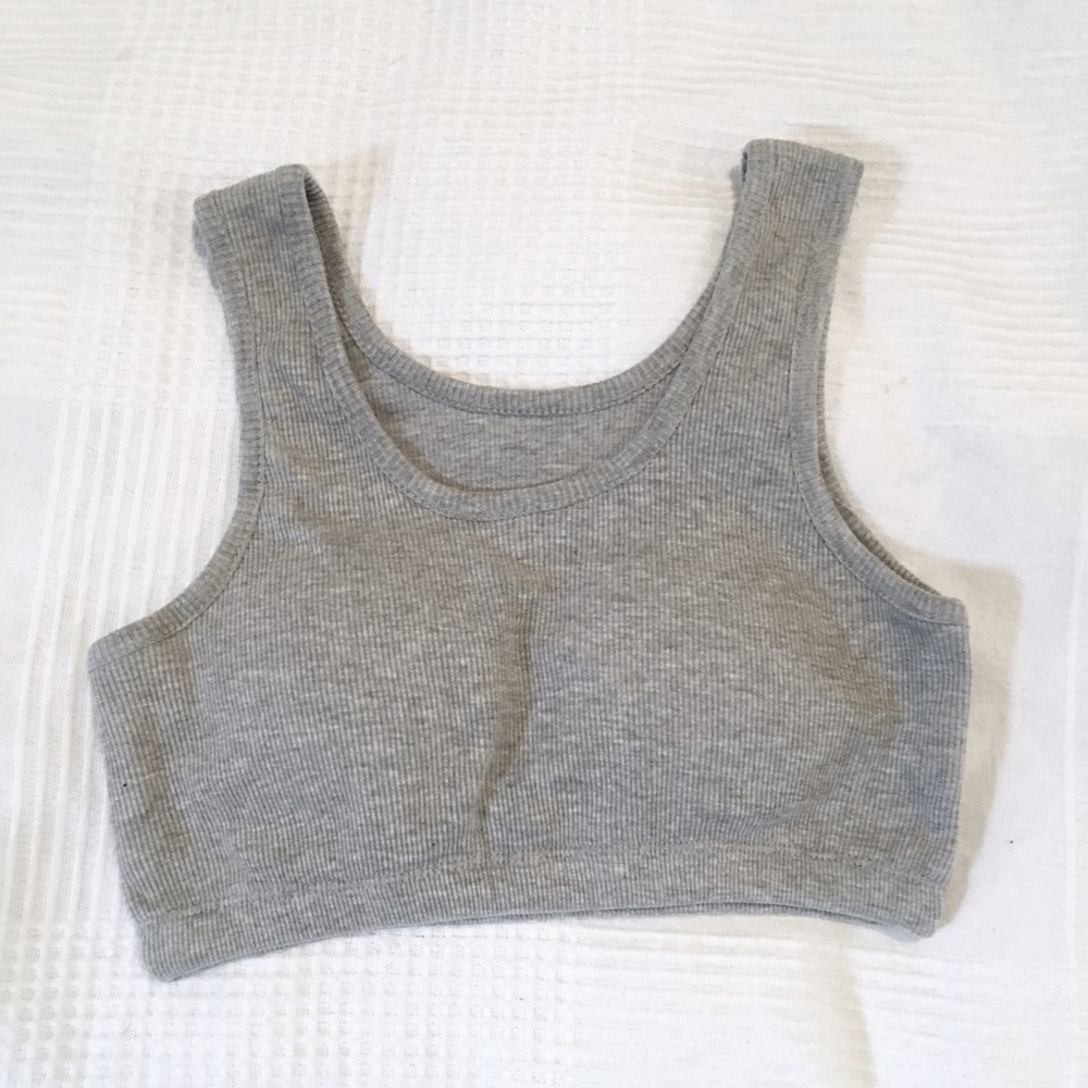 SALE! Grey Padded Ribbed Sports Bra - Picture 1 of 6