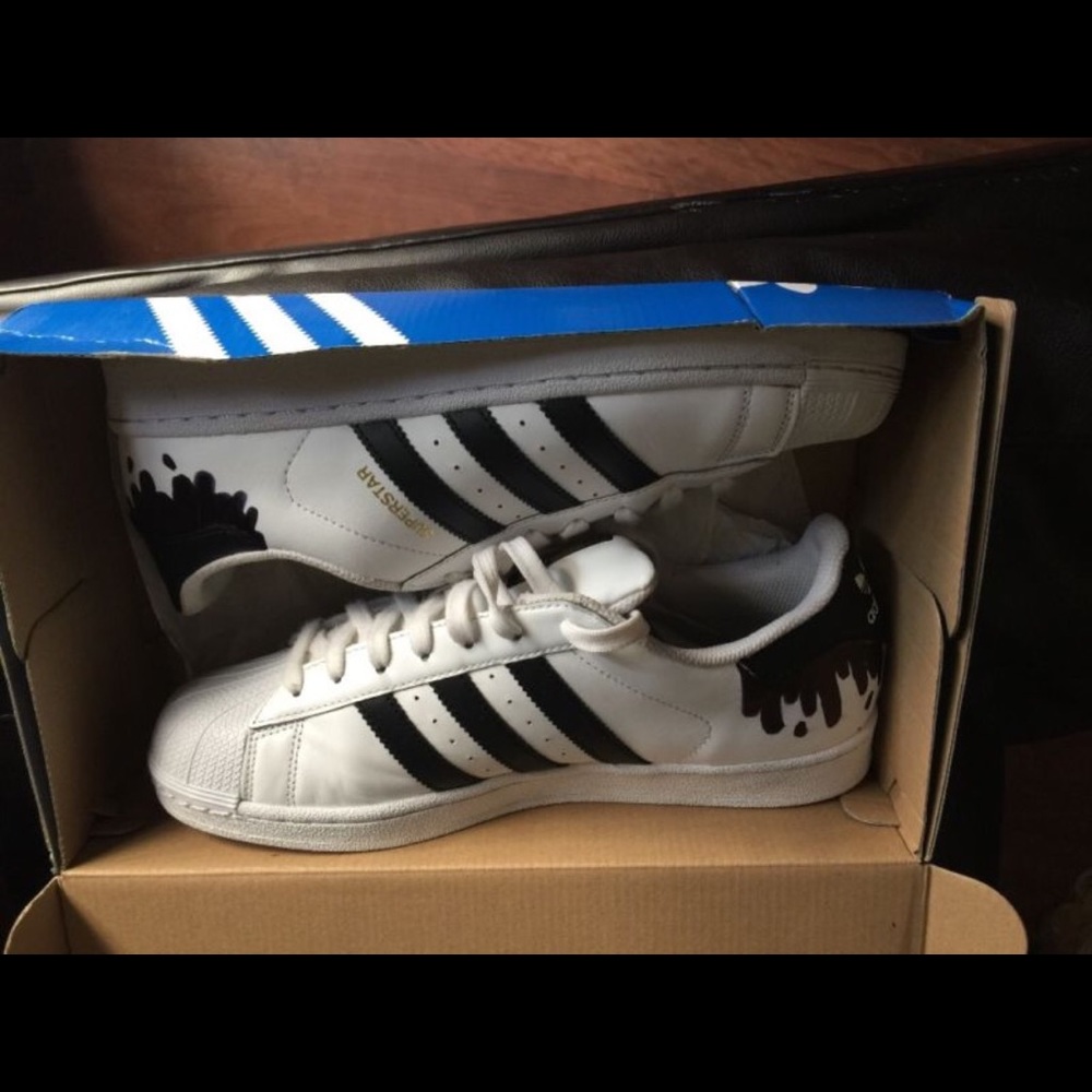 Adidas Superstars