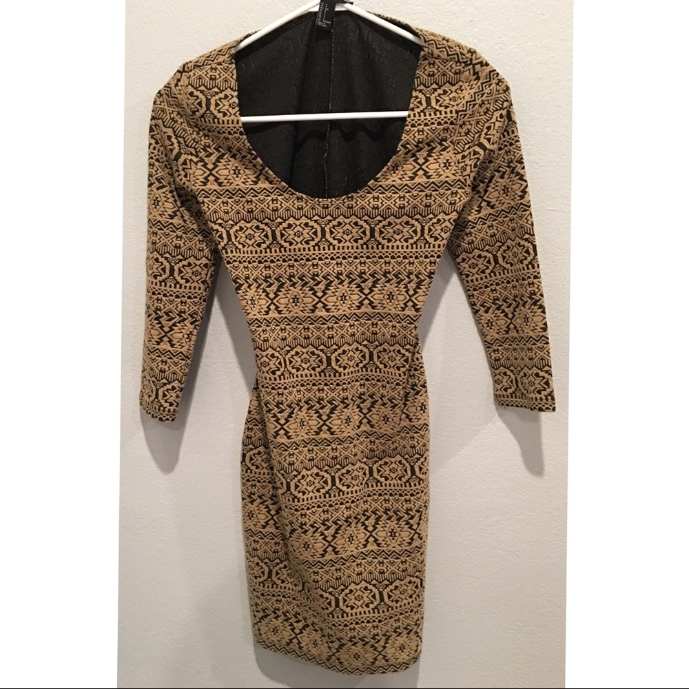 Tribal bodycon 3/4 Length Sleeve Midi Dress