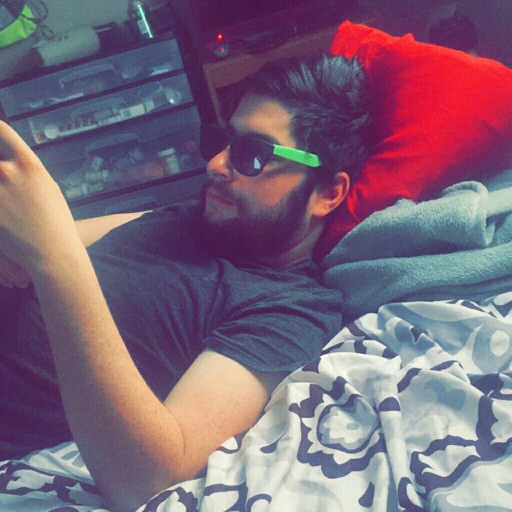 Meet your Posher, Trace