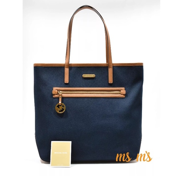 ❗️SALE❗️FIRM PRICE NWT Michael Kors large tote - Picture 5 of 8