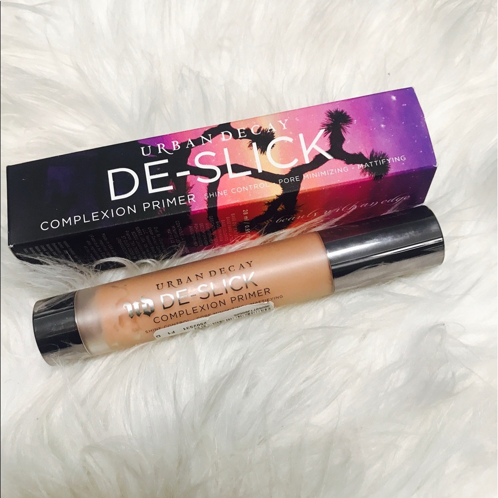Urban Decay DE-Slick completion primer