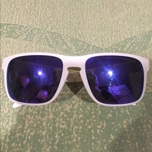 Womens Oakley sunglasses