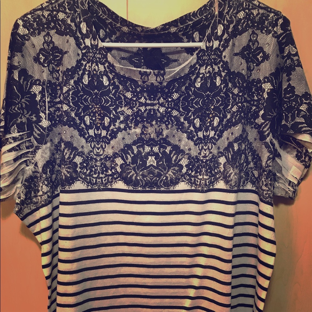 Seven T-shirt with embellishments!