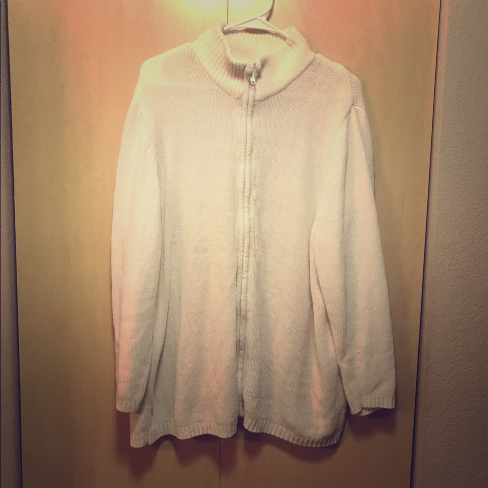 Liz and Me sweater!
