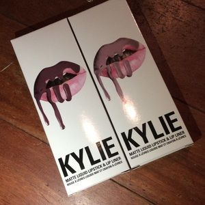 Kylie Lip Kits (moon & love bite)