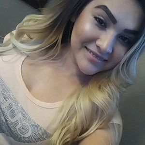 Meet your Posher, Vanessa