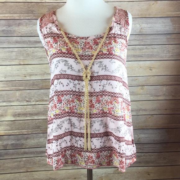 SMALL Boho style top - Picture 2 of 5