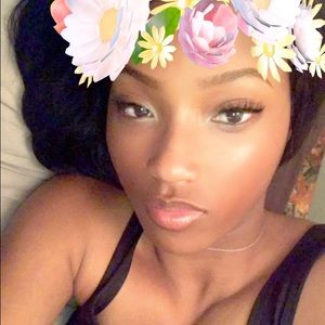 Meet your Posher, Candace