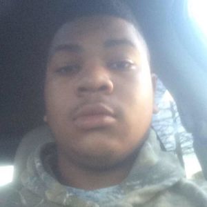 Meet your Posher, Dontae