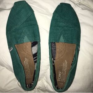 Green toms good condition!!