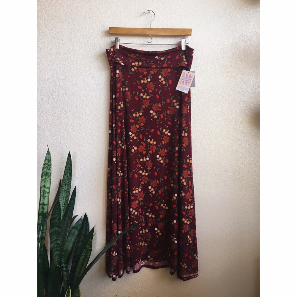 NWT ⭐️ LULAROE classic maxi skirt