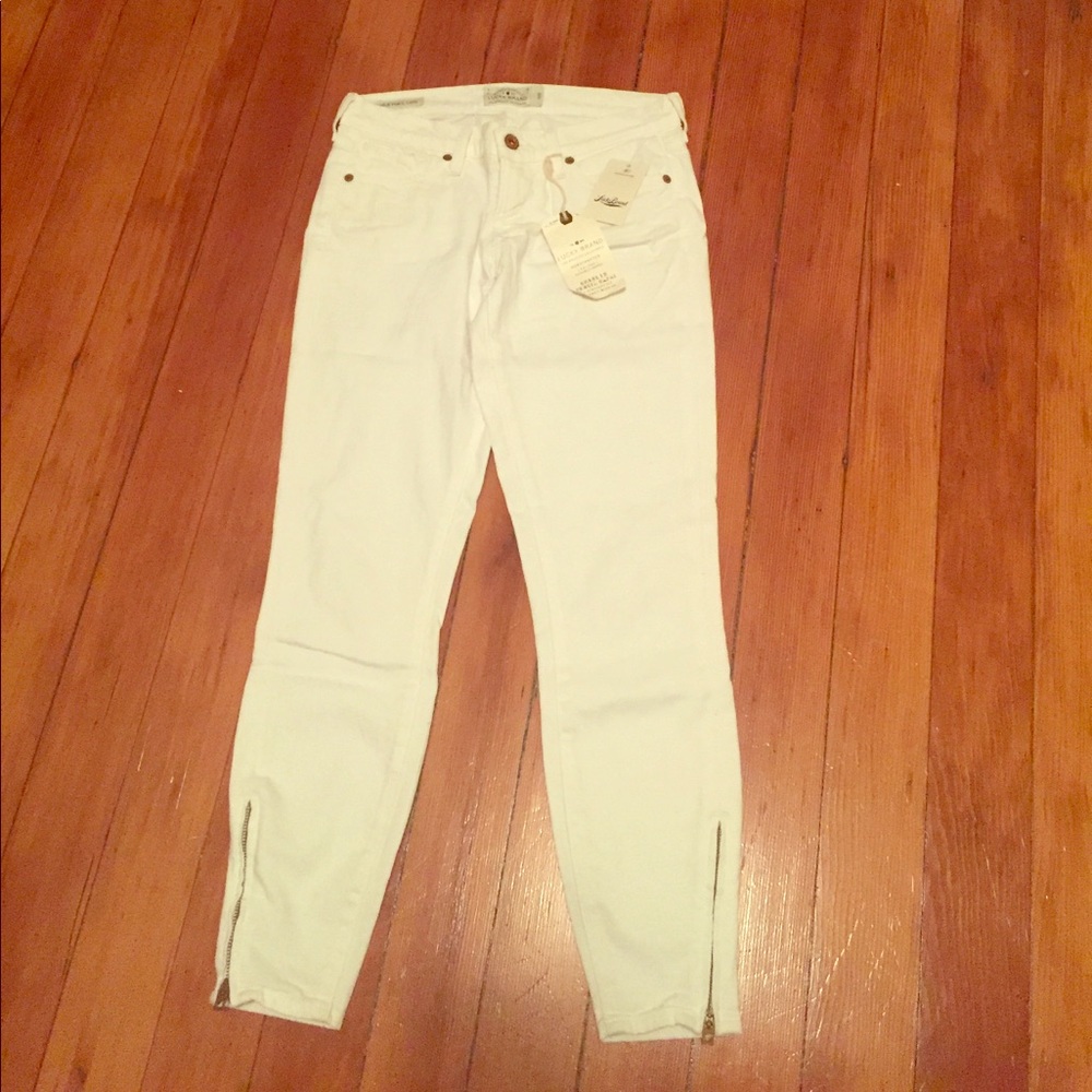 NWT Lucky Brand Charlie Pencil Capri, White