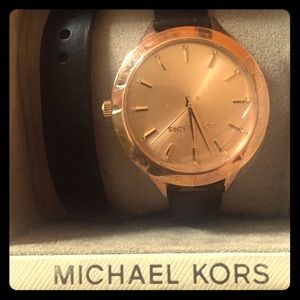 🎀NWT Michael Kors watch 🎀