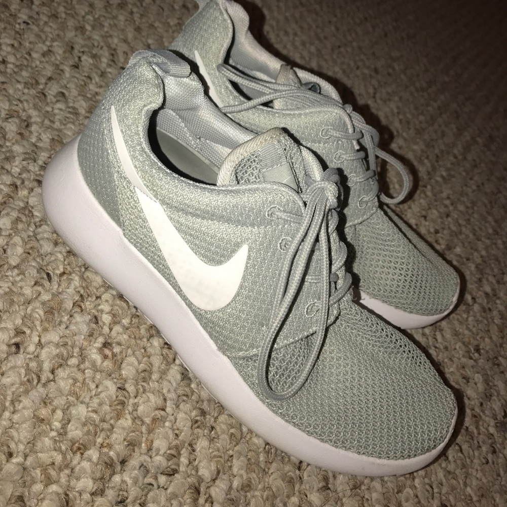 gray nike roshes