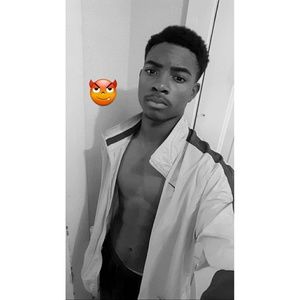 Meet your Posher, Marquez