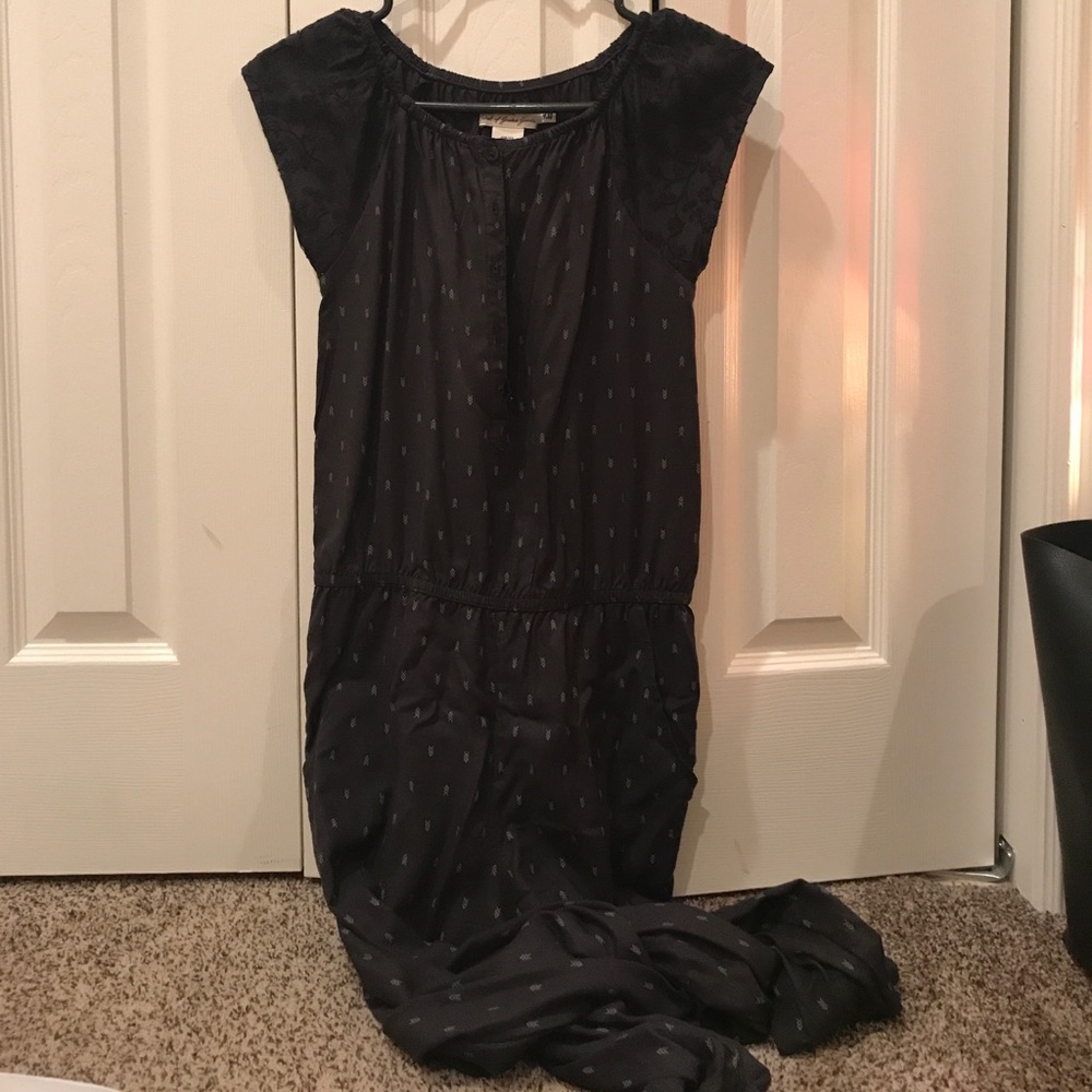 Cute jumper suit with pockets! 😍