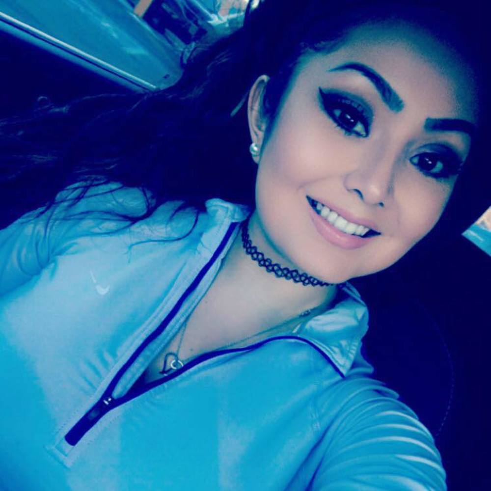 Meet your Posher, Leslie