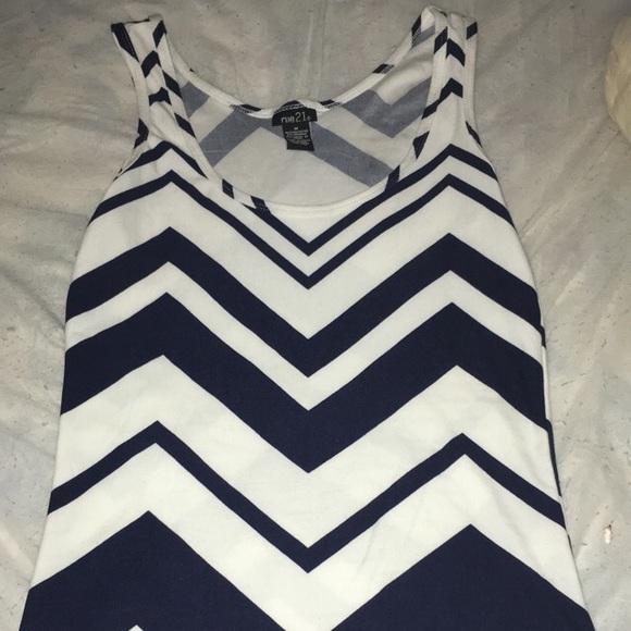 Rue21; Tank top; M - Picture 2 of 2