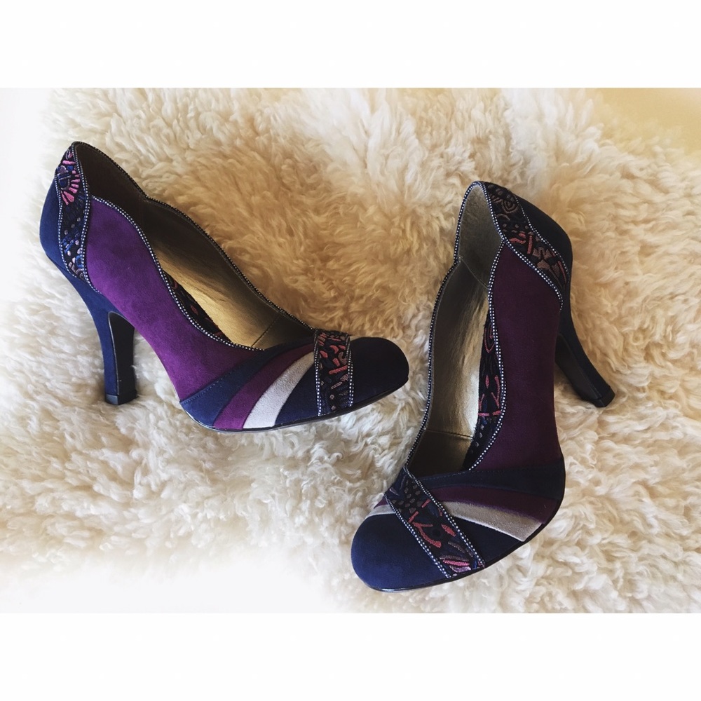 RUBY SHOO suede heels