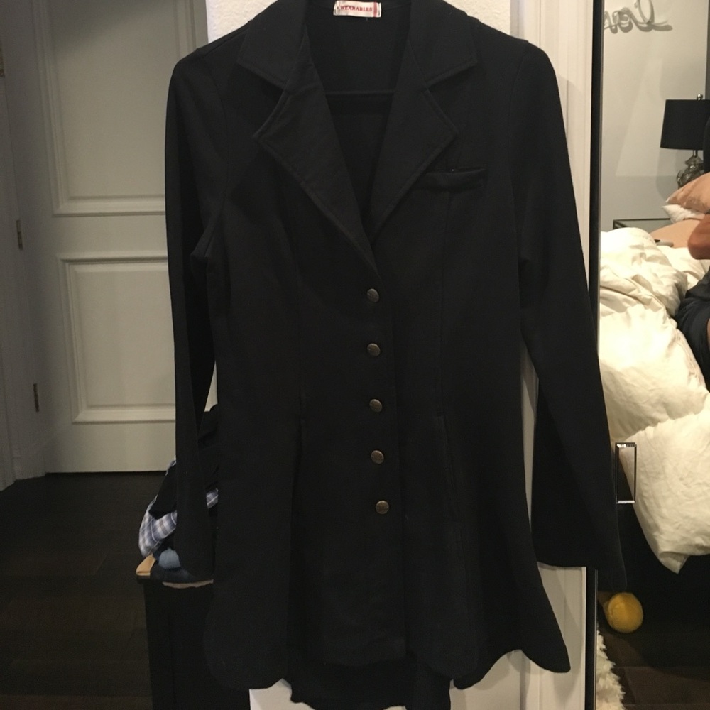 Black fabric stretch long jacket!