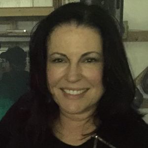 Meet your Posher, Laurie