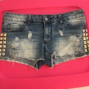 Jet x Hot Topic Stud Lightening Bolt Jean Shorts 5