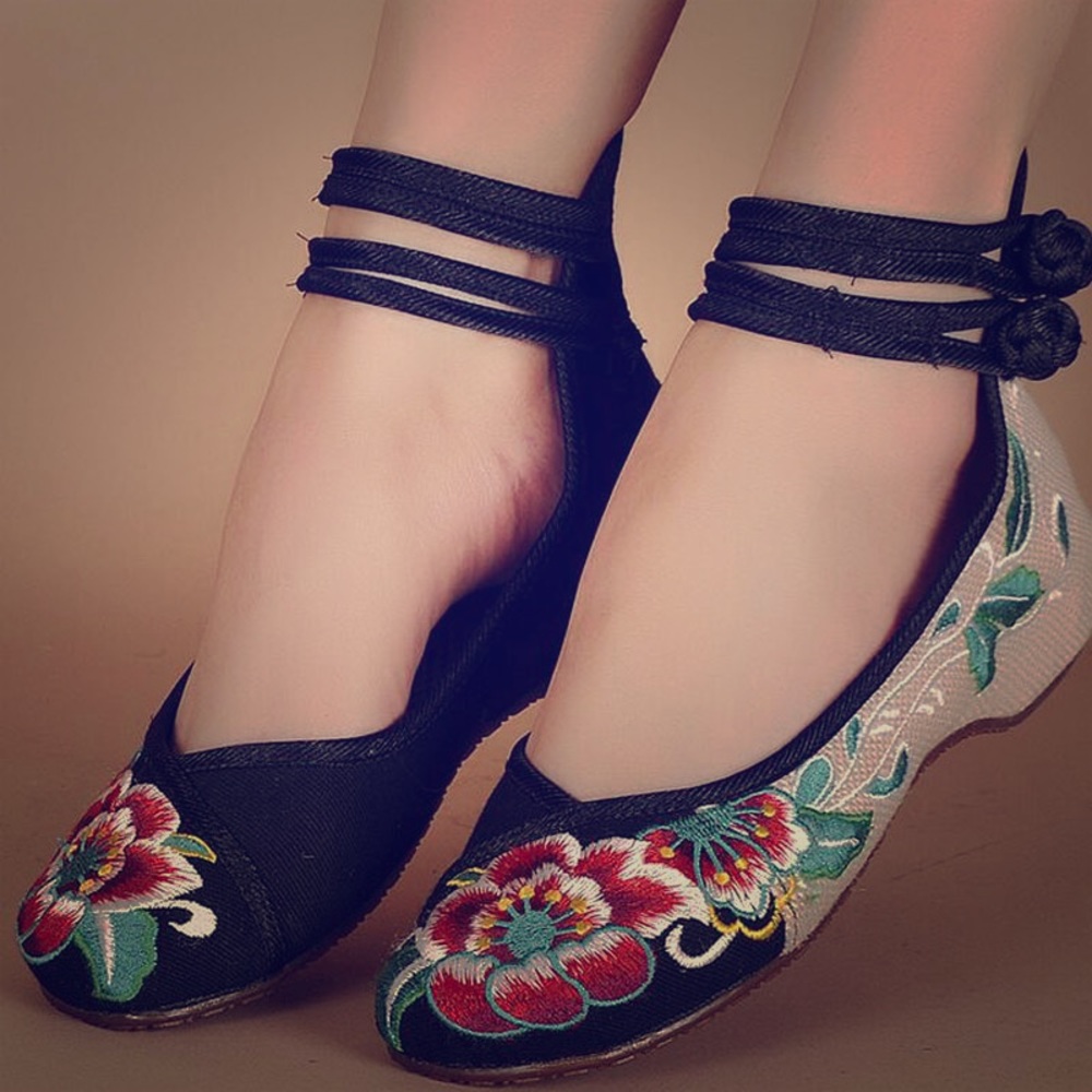 Chinese Embroidered Ballet Flats