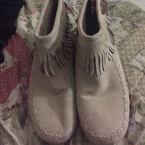r2 Cheyenne BOHO Fringe Booties